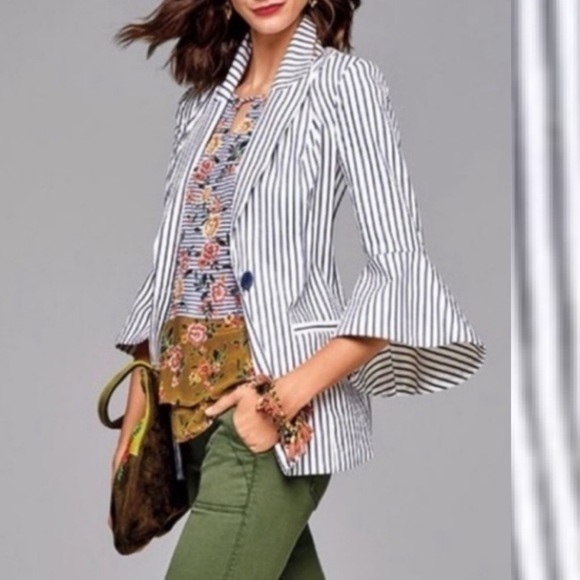 Cabi Blue & White Striped Bell Sleeve Blazer 10 - Picture 1 of 10